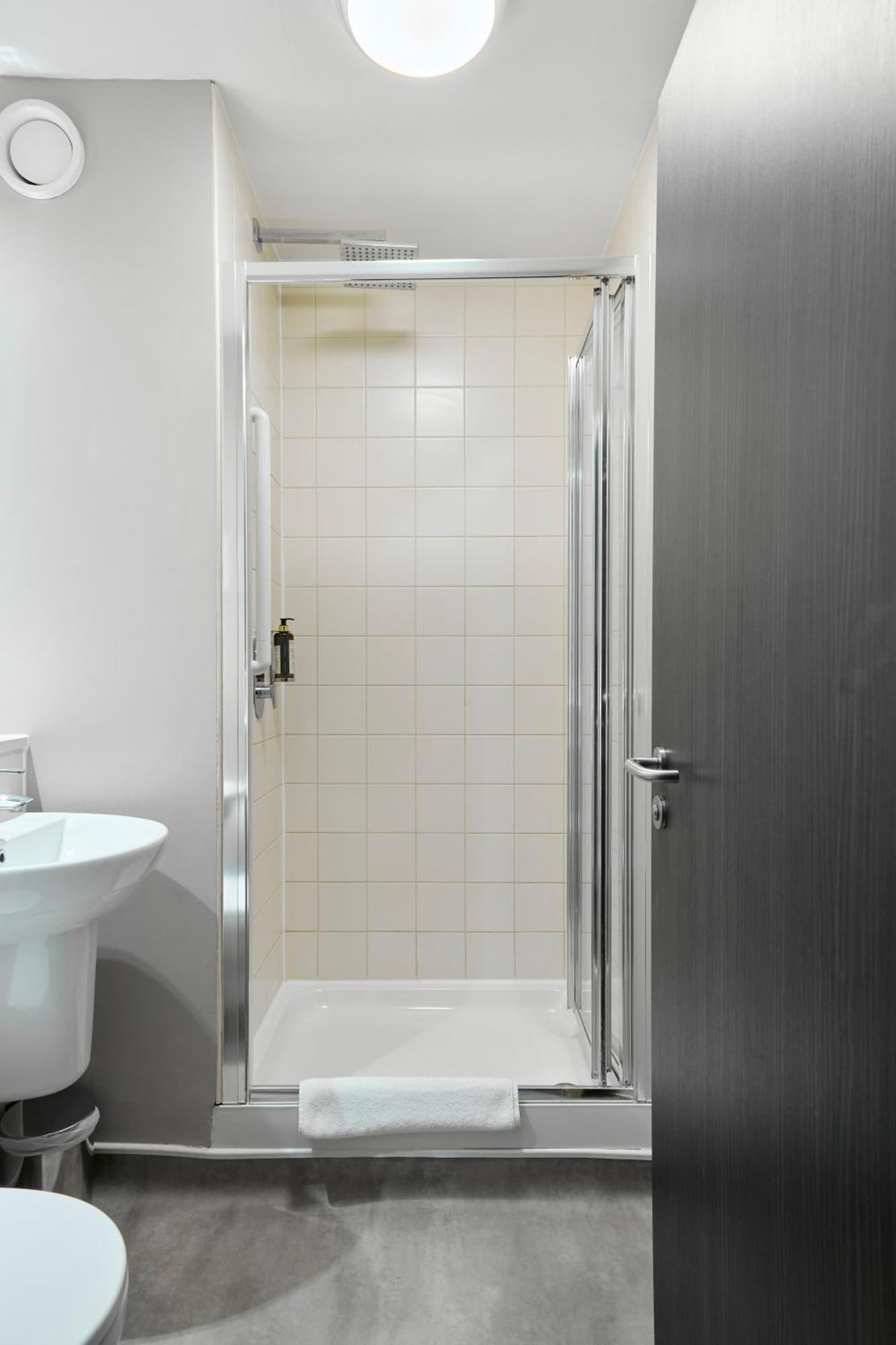 The Hotel Newbury (Berkshire)