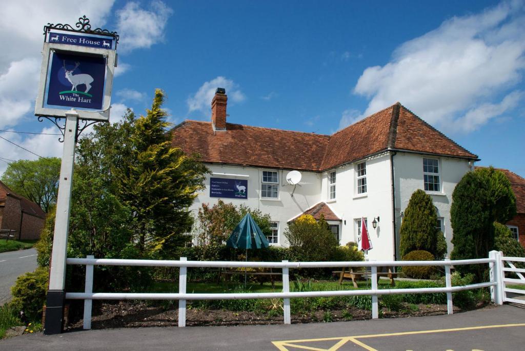 Inn The White Hart 3*