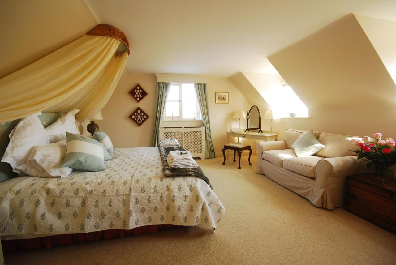 Rookwood 4* Newbury (Berkshire)