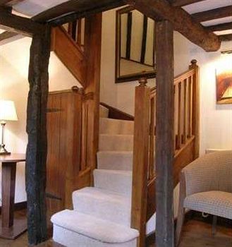 Bed & Breakfast Ye Olde Red Lion 4*