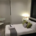 Redbrick Serviced Apartments - Sherwood House