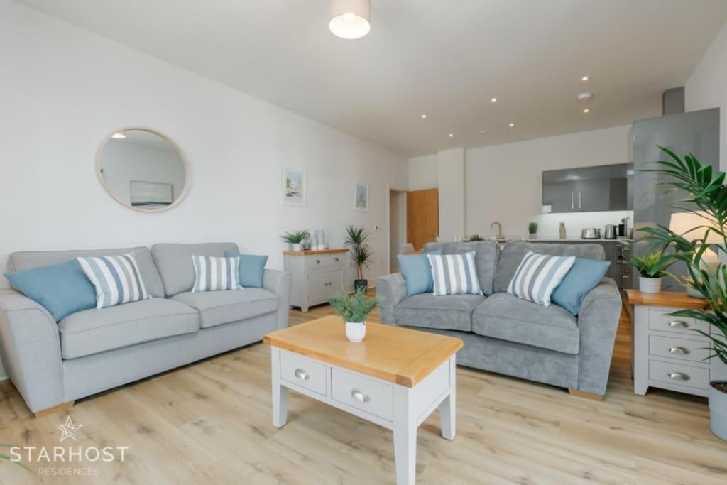 Starhost Residences - Spacious 2-bed In Newbury Newbury (Berkshire)