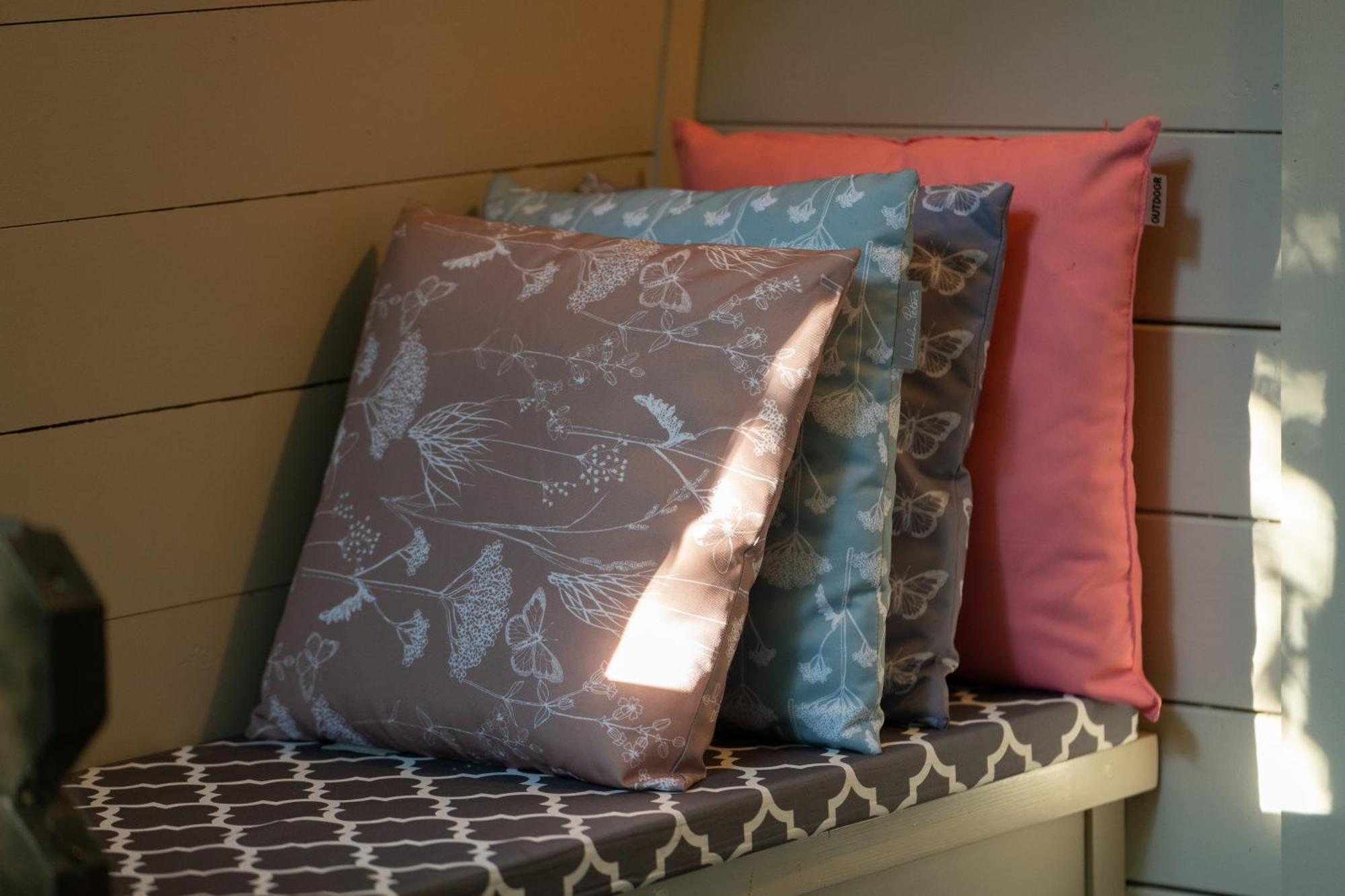 Hollington Park Glamping Campsite