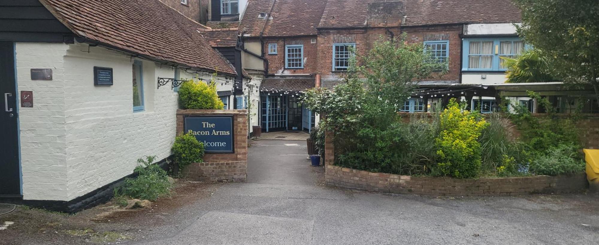 Bacon Arms, Hotel 3*