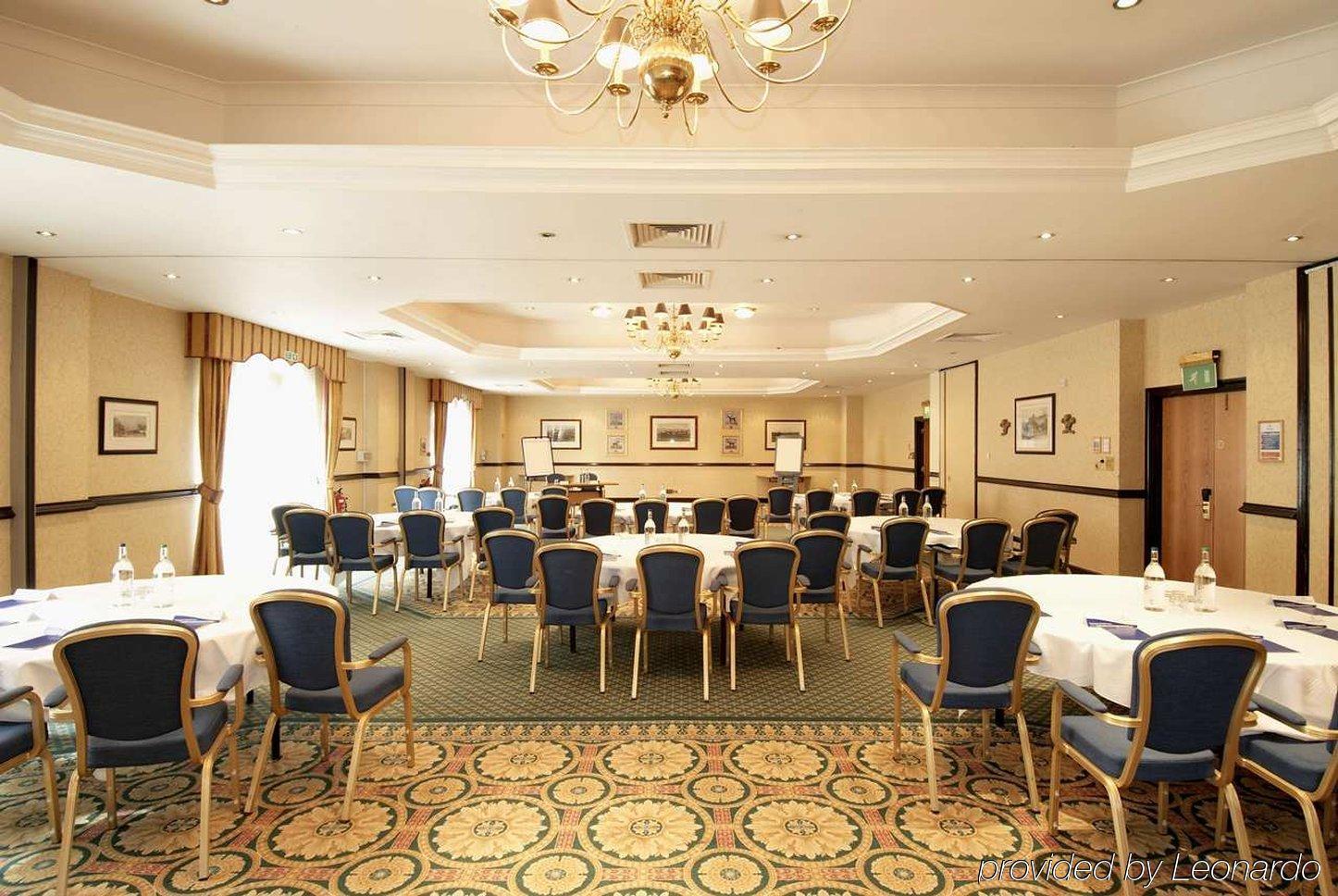Hilton Centre Hotel 4*