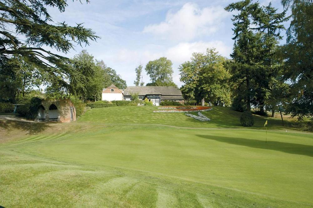 Donnington Valley Hotel, Golf & 4* Newbury (Berkshire)