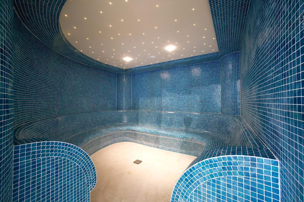 Donnington Valley Hotel, Golf & Resort
