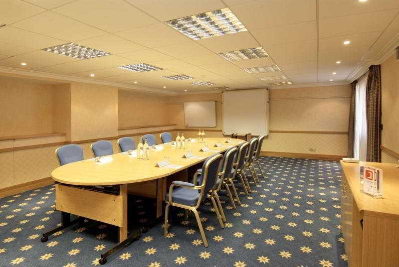 Hilton Centre Hotel